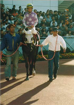 jegar110302_4.jpg